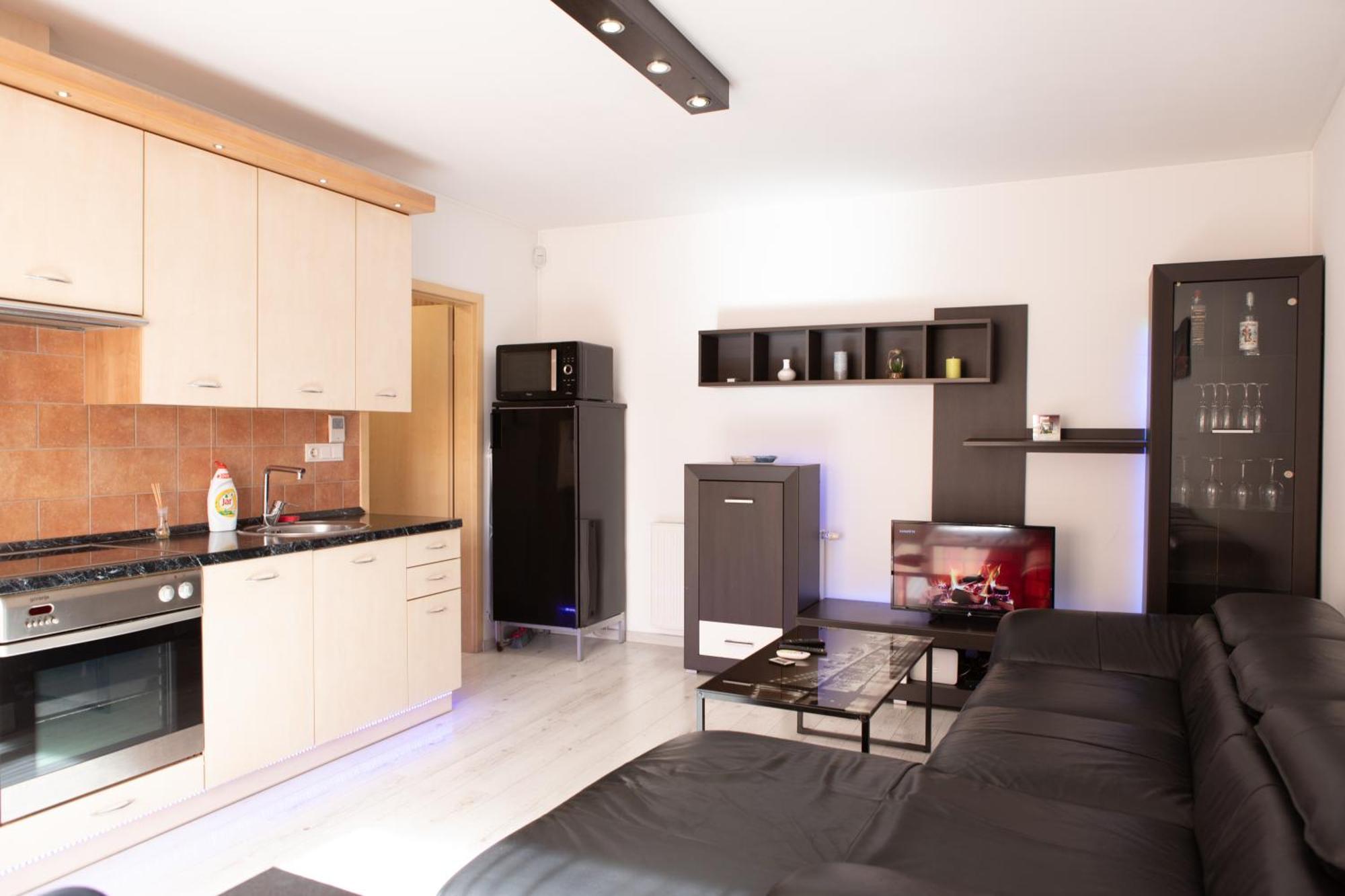 Apartment City Inn Печ Екстериор снимка