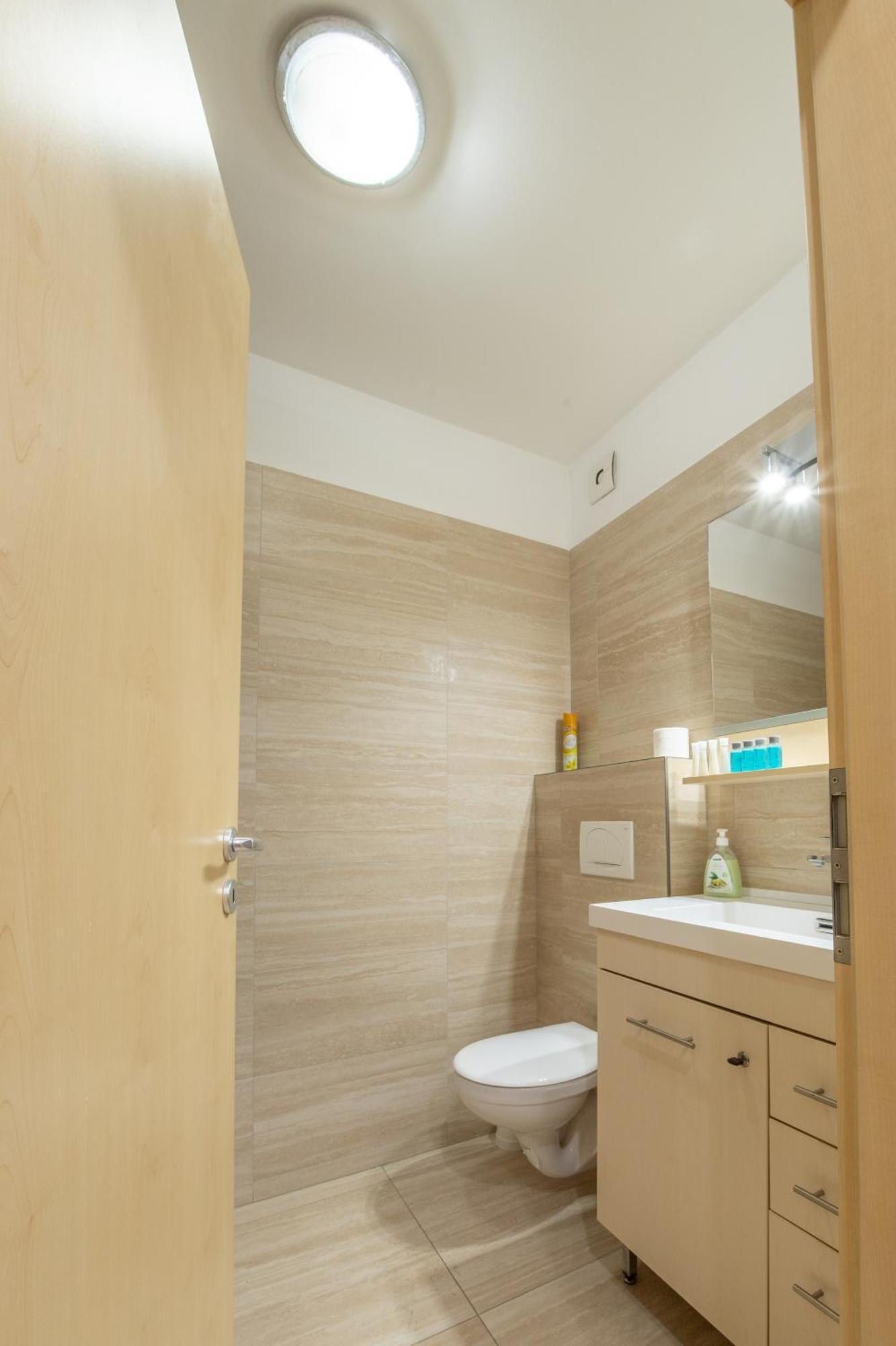Apartment City Inn Печ Екстериор снимка